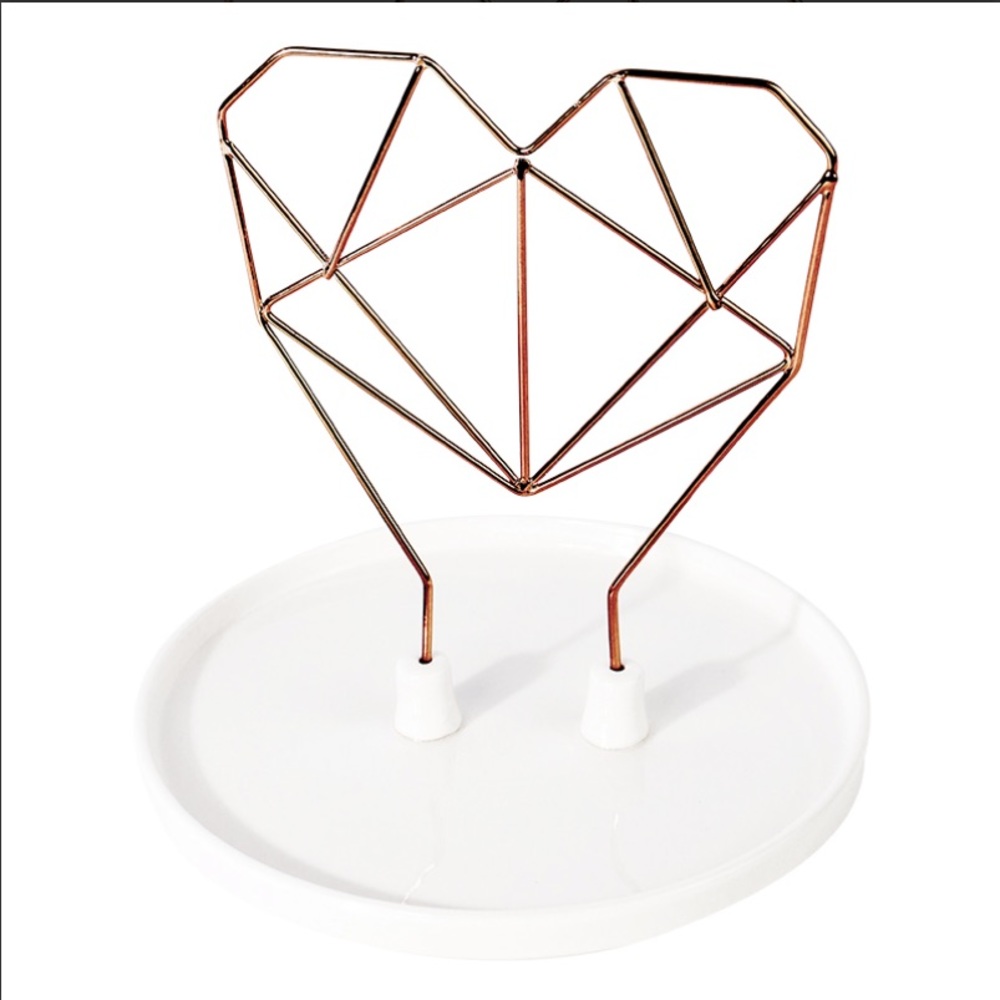imm Living Coxet Wire Heart Ceramic Jewelry Holder